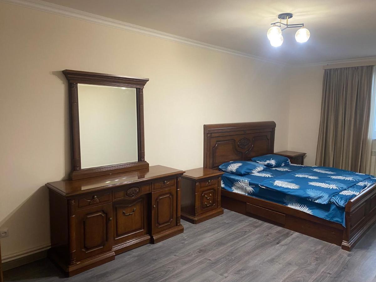 3 Cosy Apartment Near Airport Evn Yerevan Exterior photo